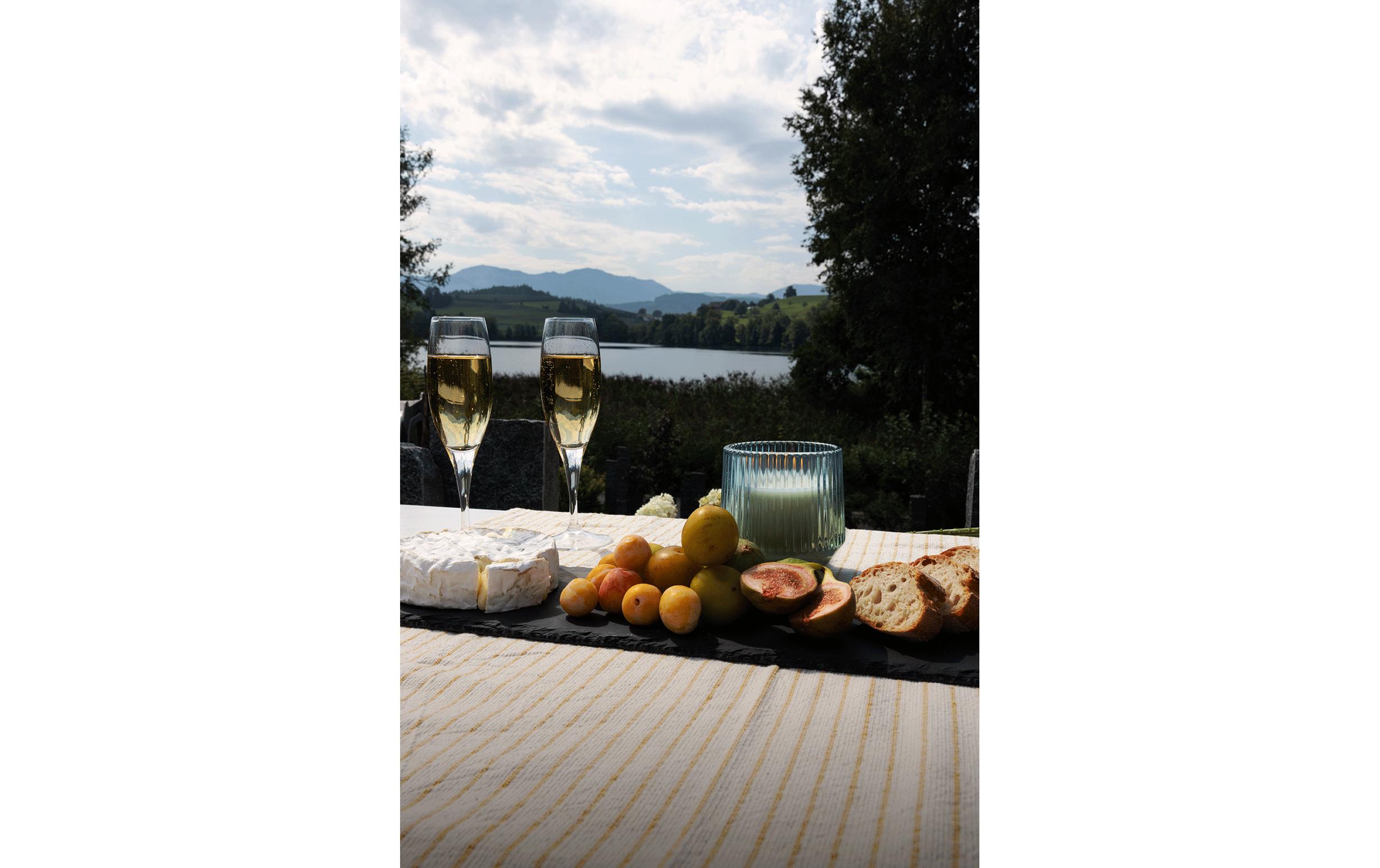 balthasar Kerze im Glas Viento 9.7 cm x 9.5 cm, Hellblau