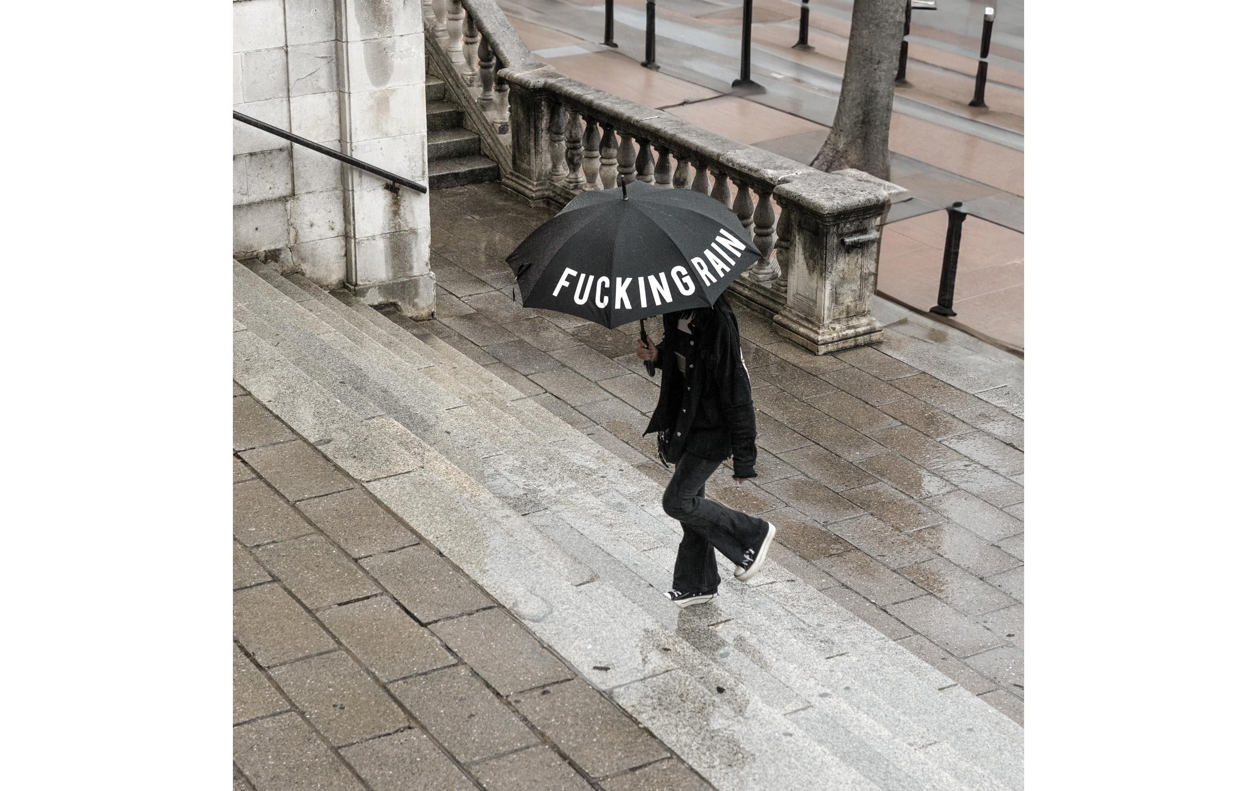 Trendform Schirm Fucking rain Schwarz