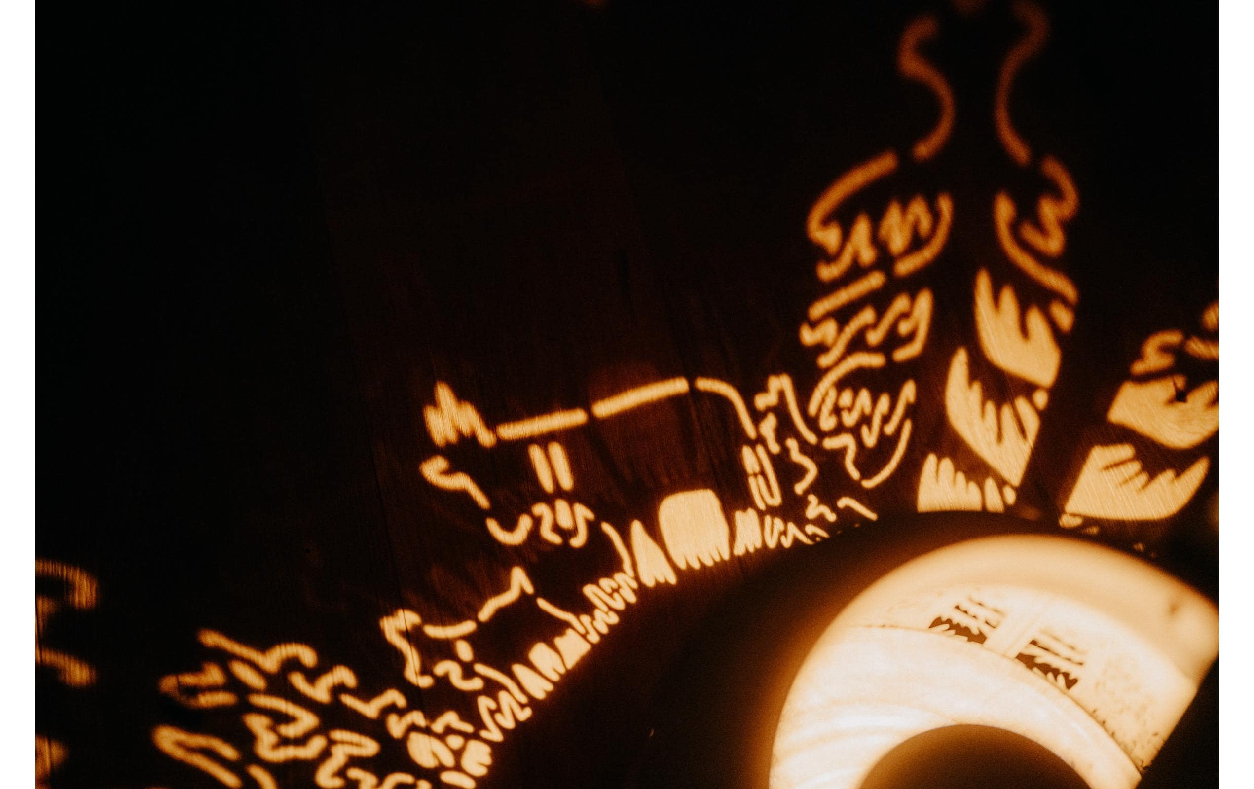 Kadastar Laterne Alpaufzug Familie 31 cm, Braun/Schwarz