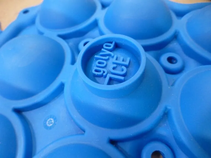 Golyo Ice Eiswürfelform Blau