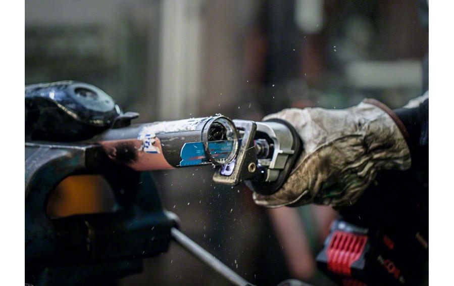 Bosch Professional Säbelsägeblatt EXPERT Medium-Thick Tough Metal S 1155 HHM