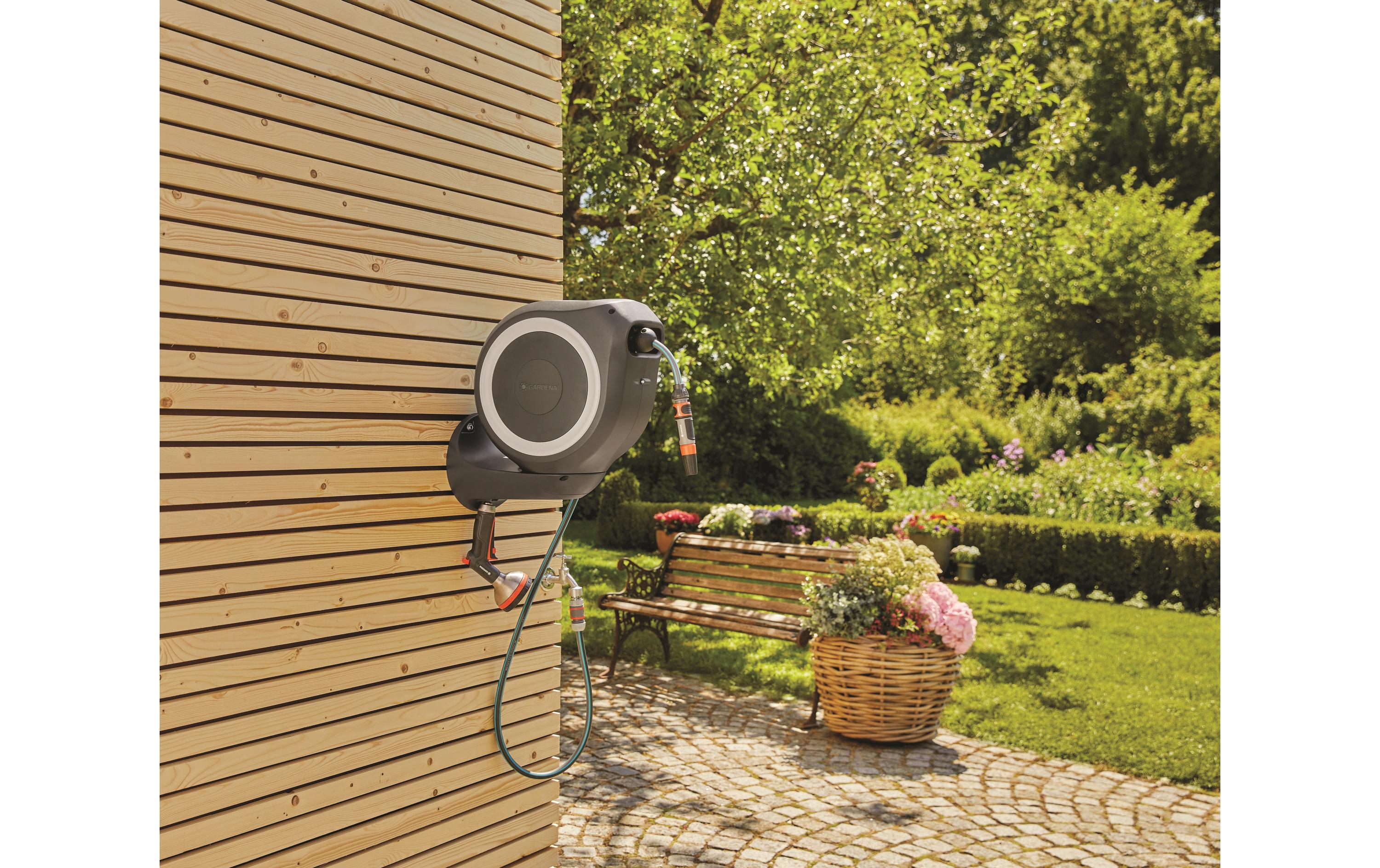 GARDENA Wand-Schlauchbox RollUp S 15 m