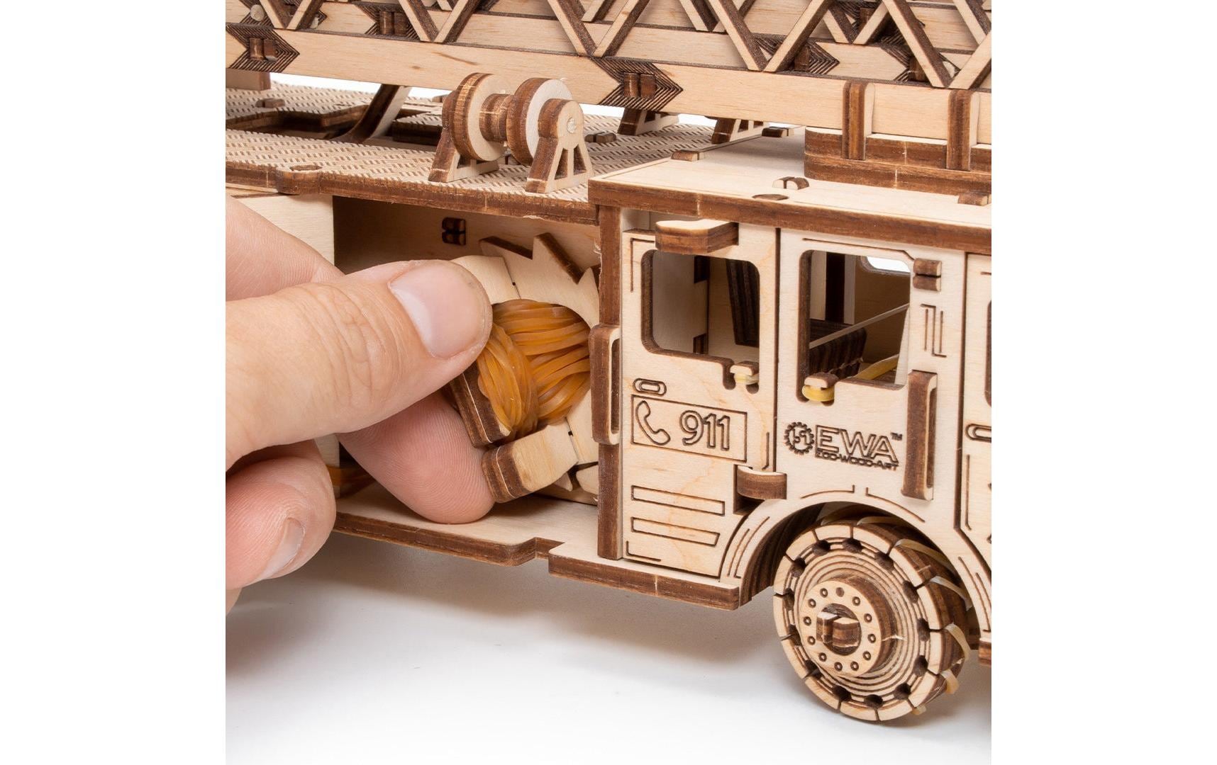 Eco-Wood-Art Bausatz Feuerwehrauto