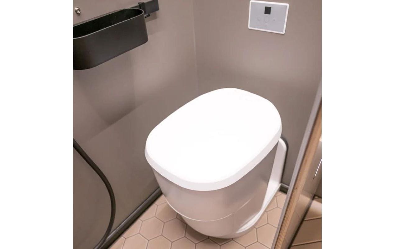 Clesana Clesana Toilette C1 mit L-Adapter Weiss