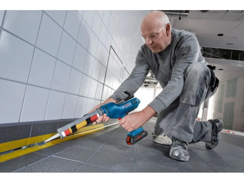 Bosch Professional Akku-Kartuschenpresse PRO Heavy Duty GCG 18V-310 (ohne Akku)