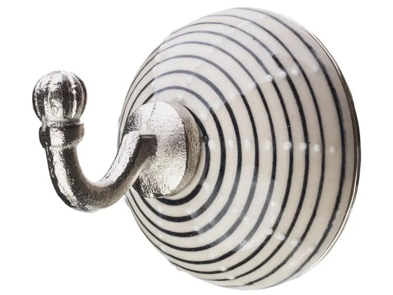 Tranquillo Wandhaken aus Keramik Weiss, gestreift Tranquillo Wandhaken aus Keramik Weiss, gestreift