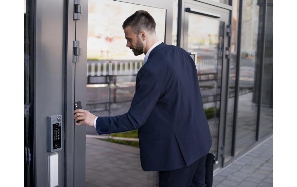 Axis Türcontroller A1610