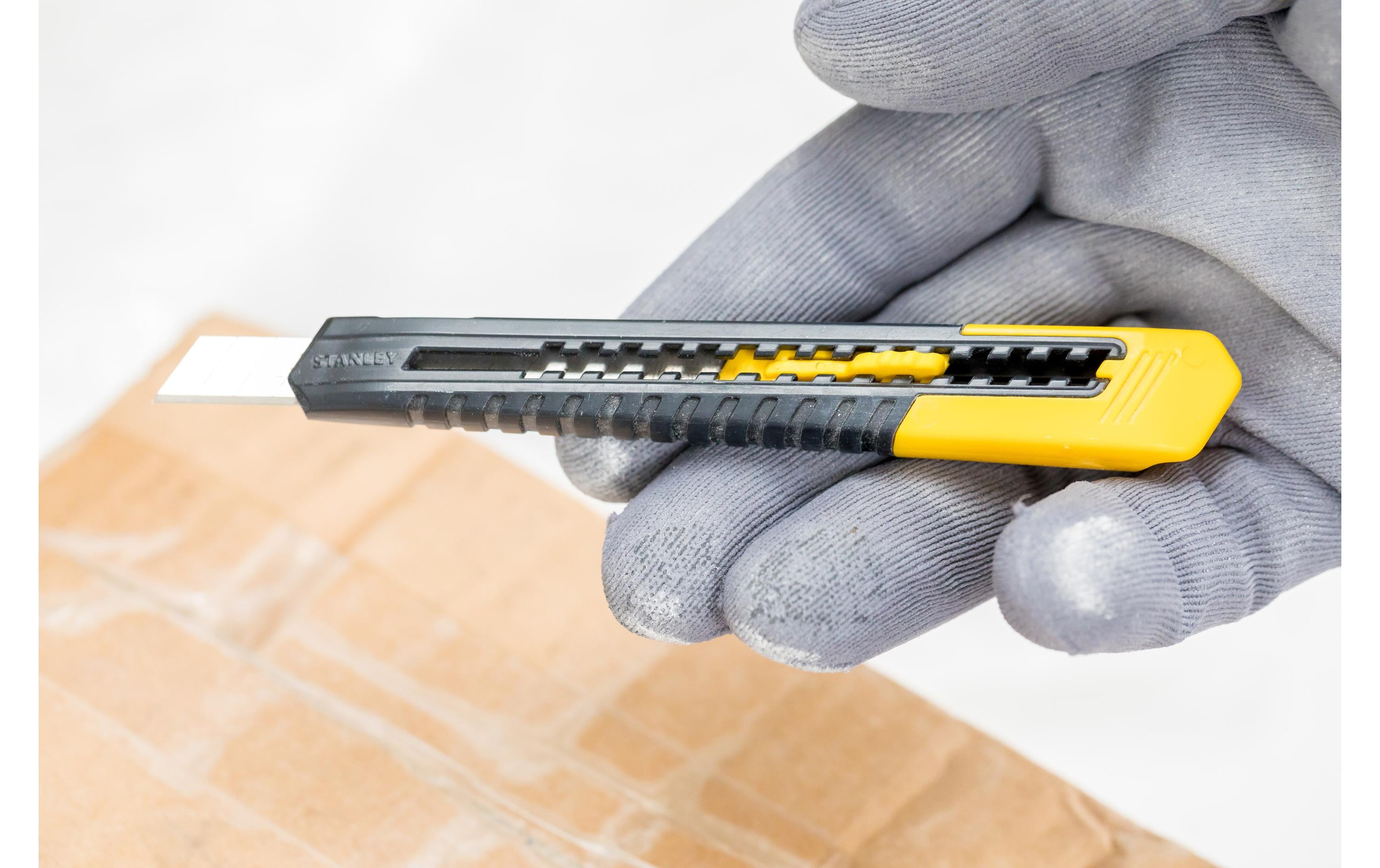 Stanley Cutter SM 9 mm