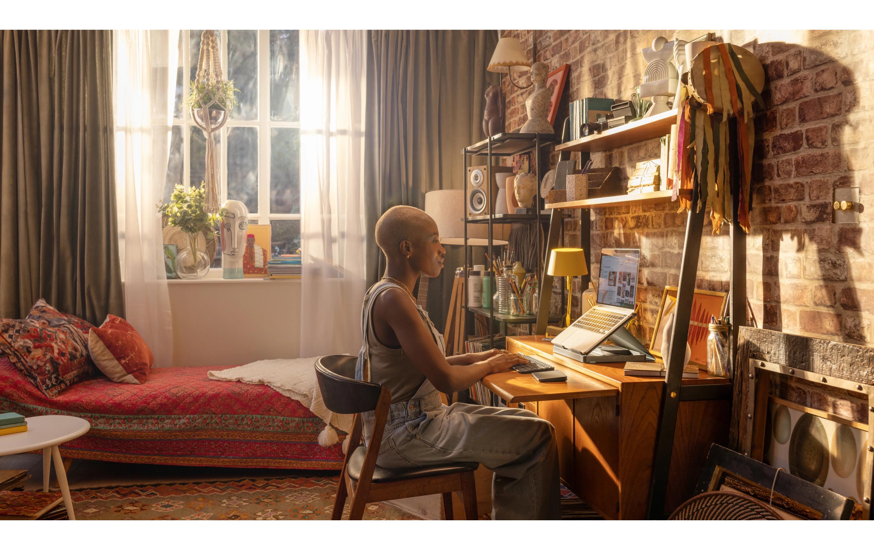 Logitech Tablet Tastatur Cover Casa Pop-Up Desk