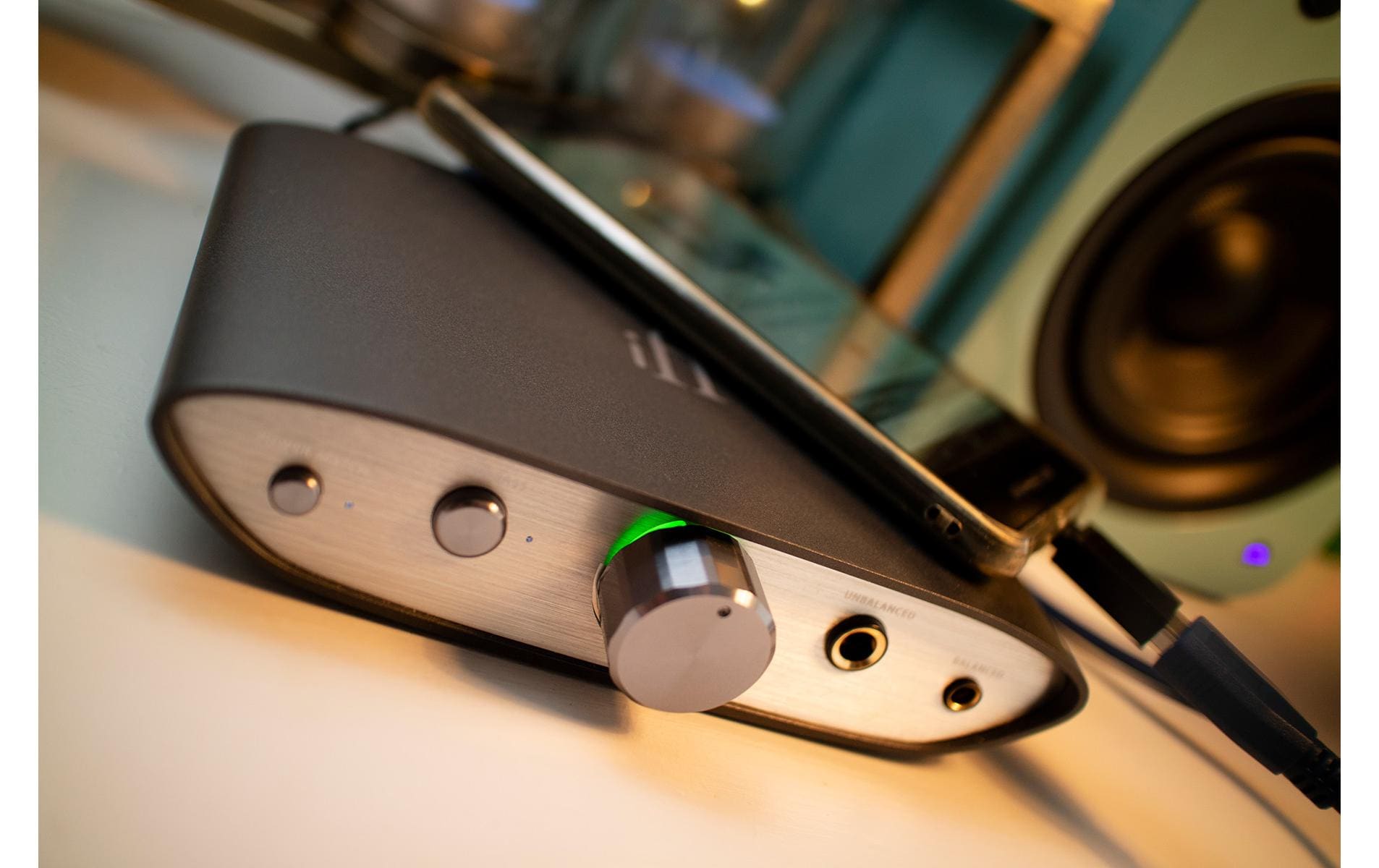 iFi Audio Kopfhörerverstärker & USB-DAC ZEN DAC – V2 iFi Audio Kopfhörerverstärker & USB-DAC ZEN DAC – V2
