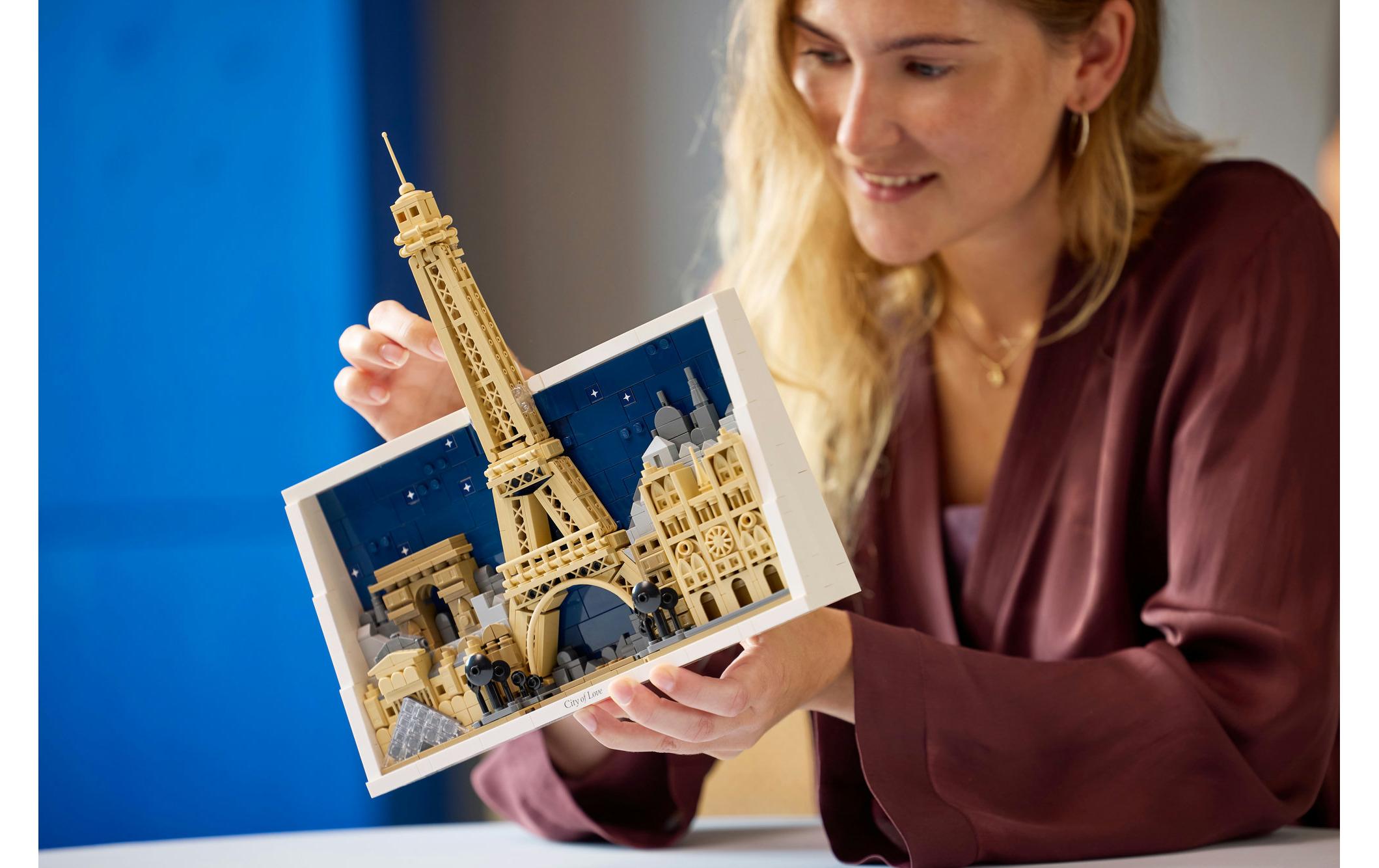 LEGO® Architecture Paris – Stadt der Liebe 21064