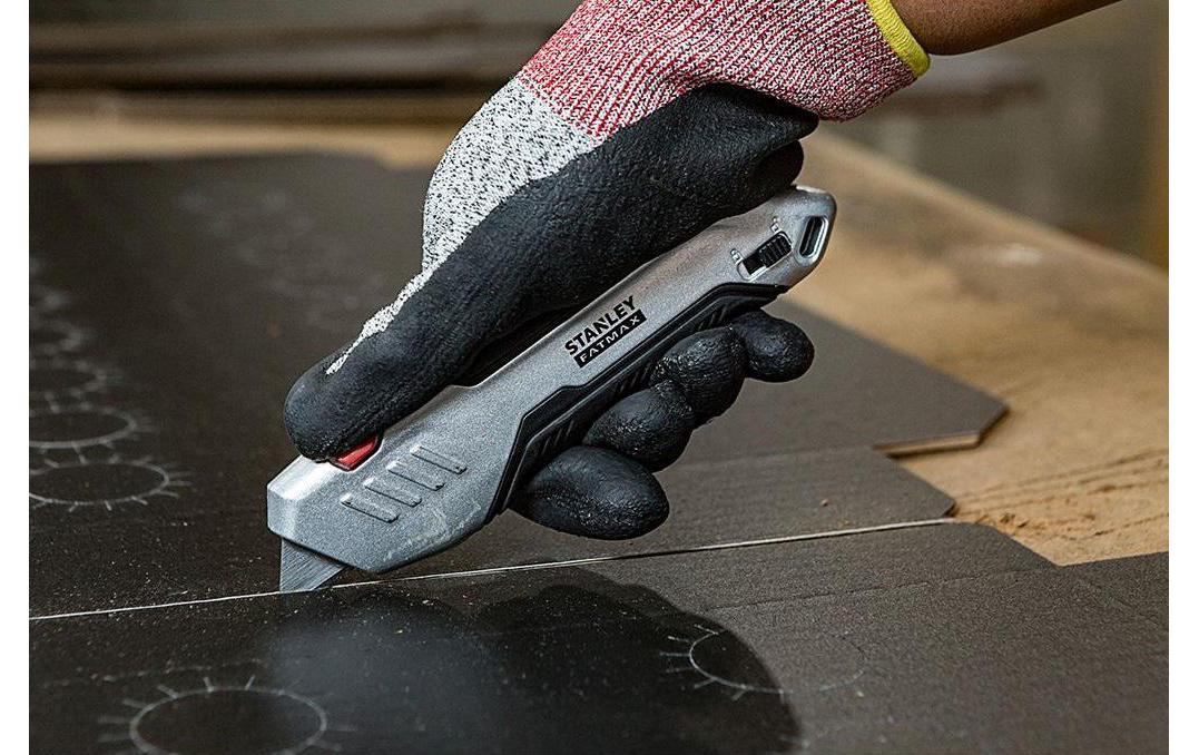 Stanley Fatmax Messer mit Zangengriff, inkl. 1 Klinge Stanley Fatmax Messer mit Zangengriff, inkl. 1 Klinge