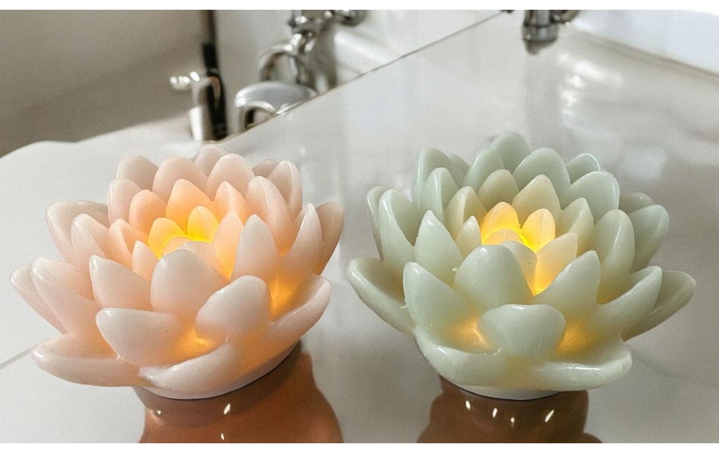 Dameco LED Wachskerze Lotus Blüte 2er Set rosa und türkis grün
