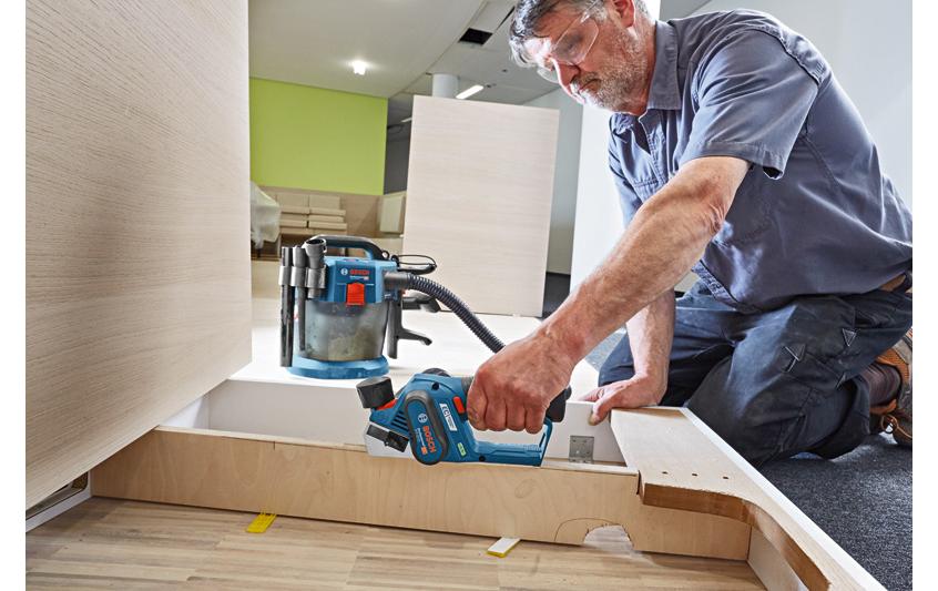 Bosch Professional Akku-Hobel PRO GHO 12V-20 in L-BOXX 136 (ohne Akku)