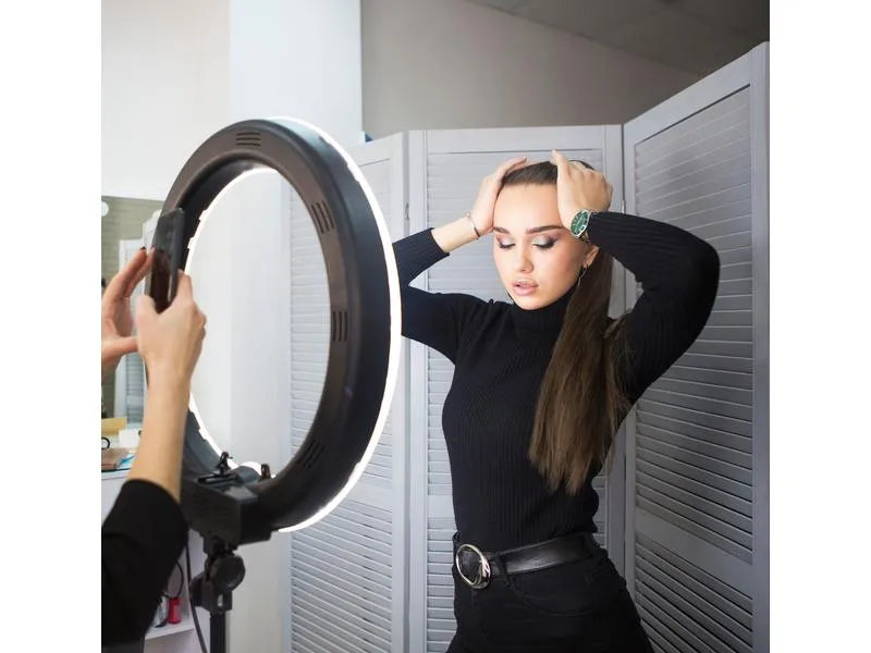 Rio Dimmbares LED Ring Light Make-up & Vlogging RL18 Ø 45 cm