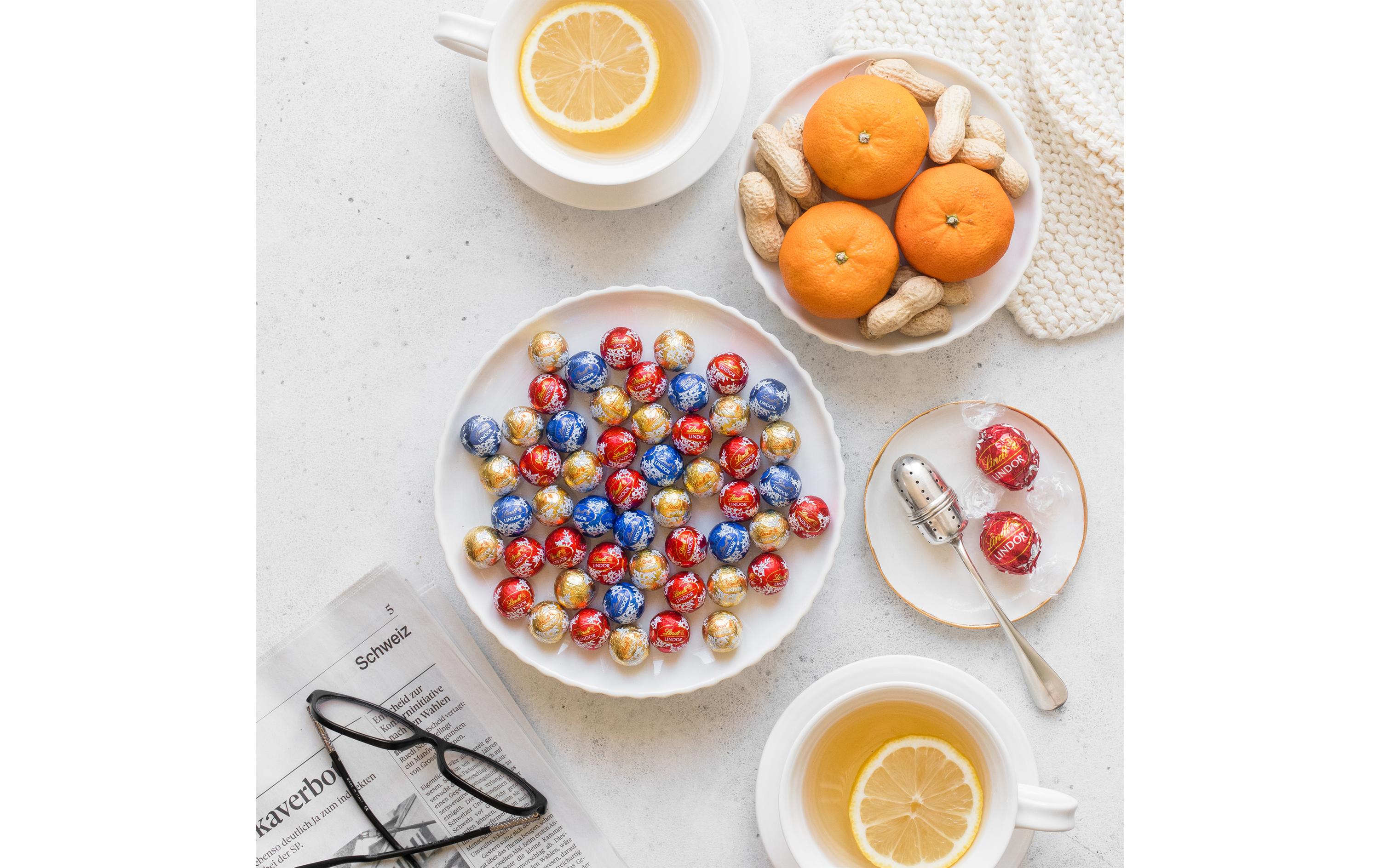 Lindt Schokoladen-Pralinen Lindor Mini Kugeln Weihnachten 800 g