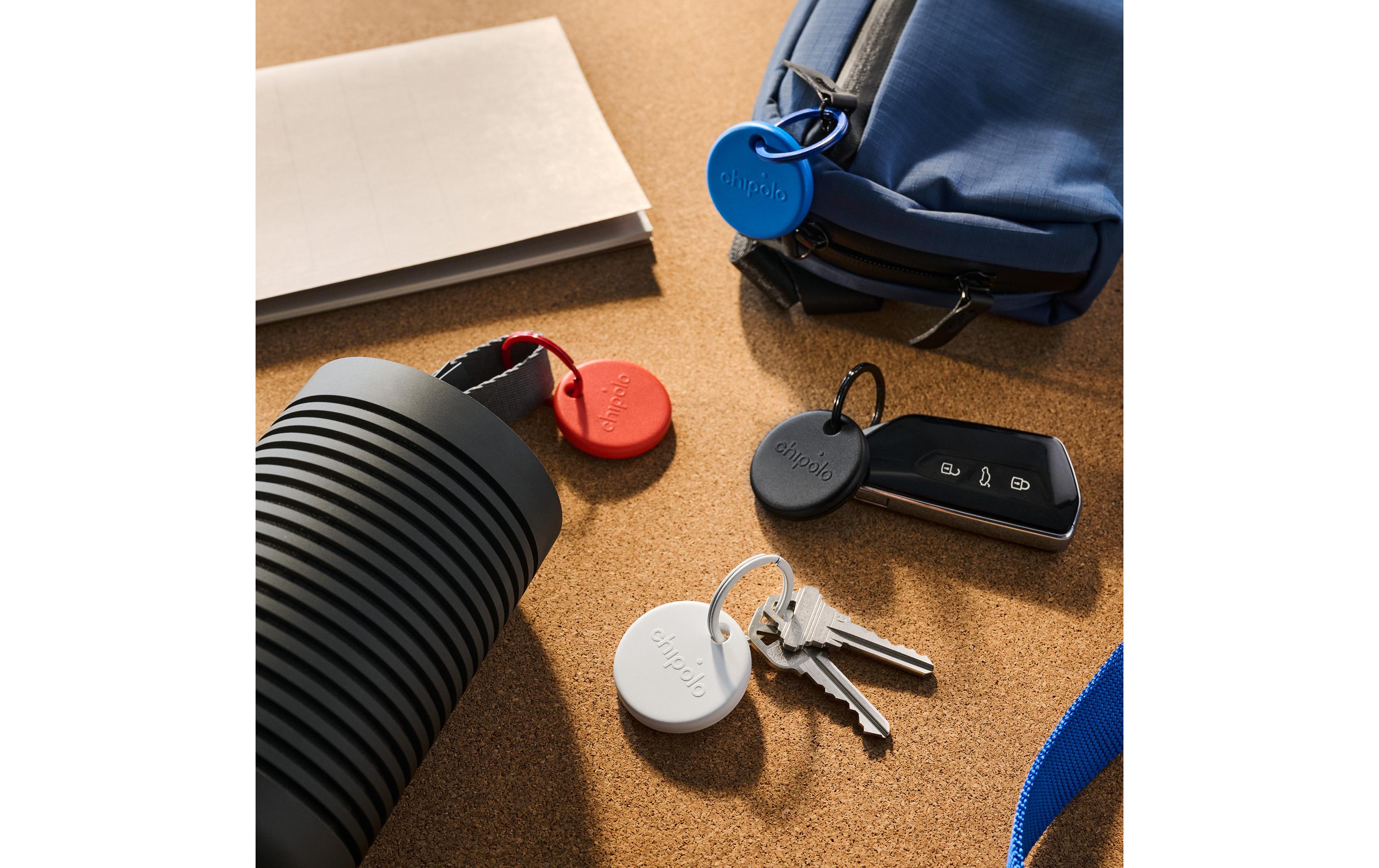 Chipolo POP 4er-Set Blau/Rot/Schwarz/Weiss