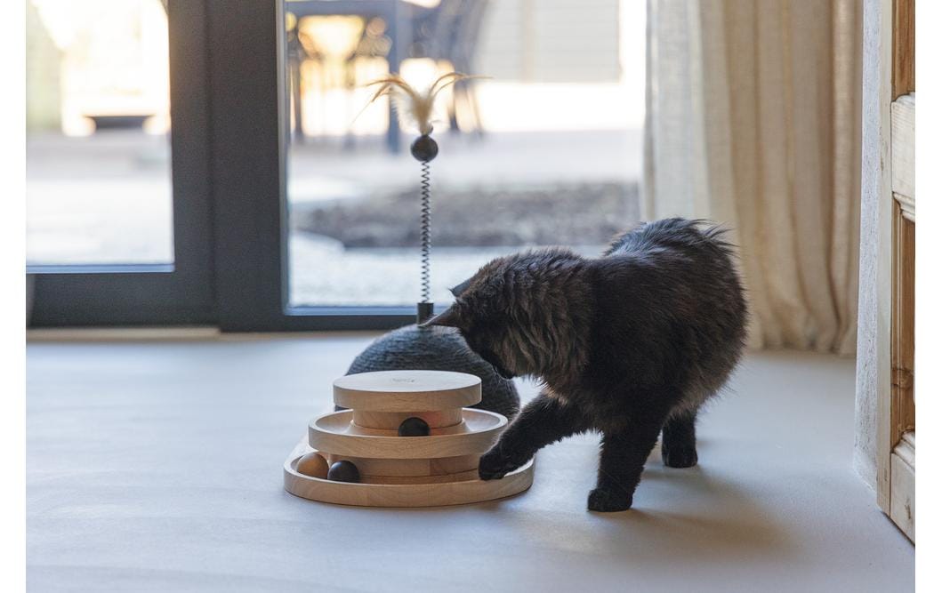 Designed by Lotte Kratzspielzeug Maia Designed by Lotte Kratzspielzeug Maia