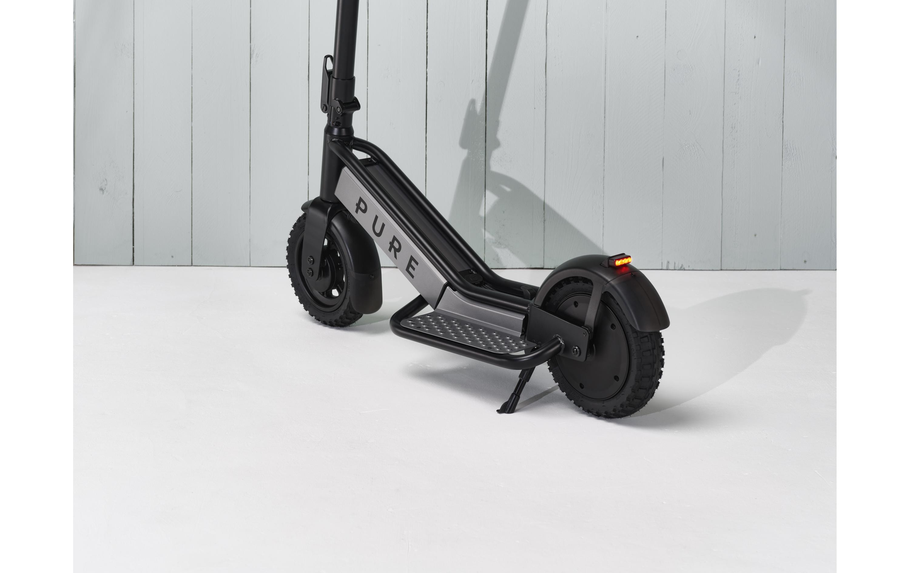 Pure Electric E-Scooter Pure ESCAPE + BLACK Z3