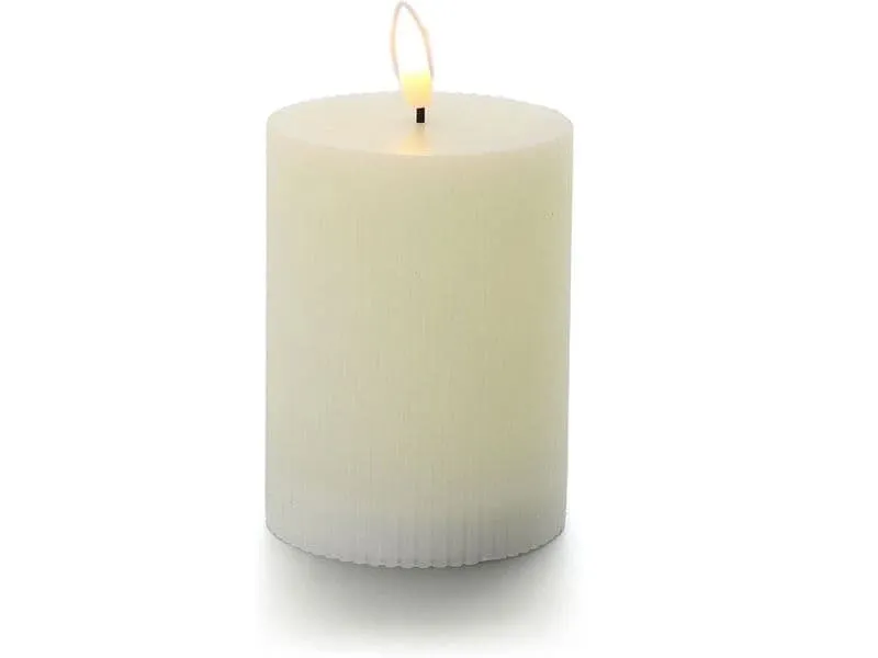 balthasar LED Zylinderkerze Rillen, Creme balthasar LED Zylinderkerze Rillen, Creme