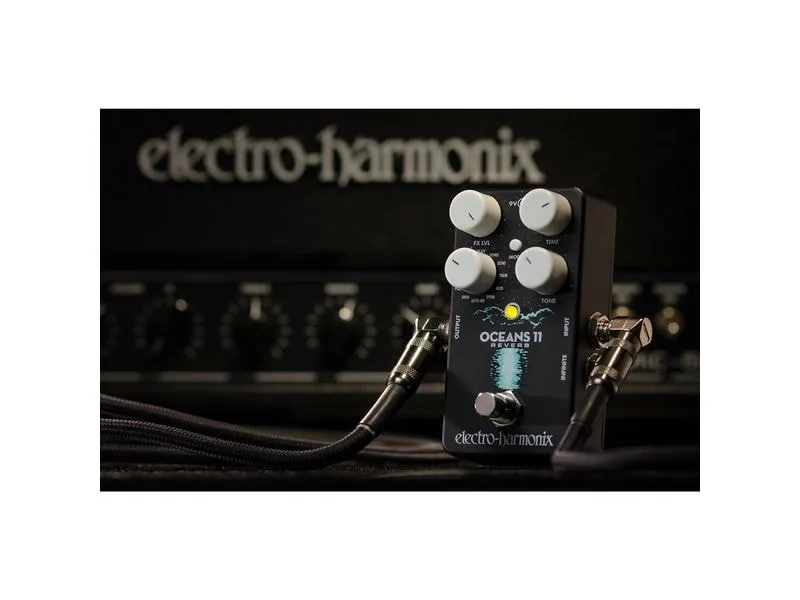 Electro-Harmonix Oceans 11 Reverb