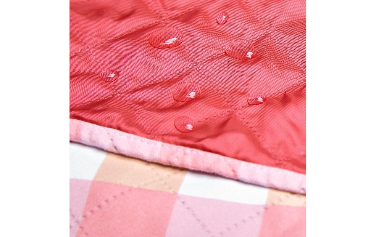 Dock & Bay Picknickdecke Strawberry & Cream 170 x 240 cm Dock & Bay Picknickdecke Strawberry & Cream 170 x 240 cm