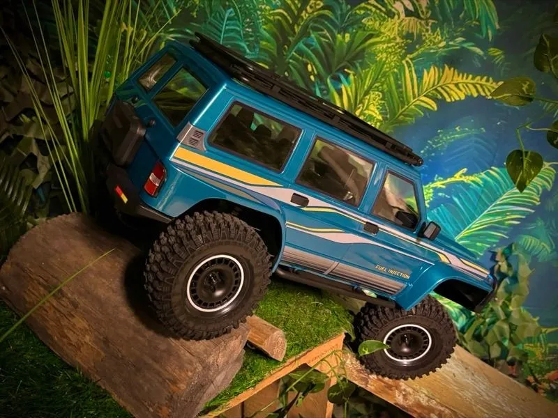 Absima Crawler CR4.4 PATROL hellblau, 4WD, RTR, 1:10