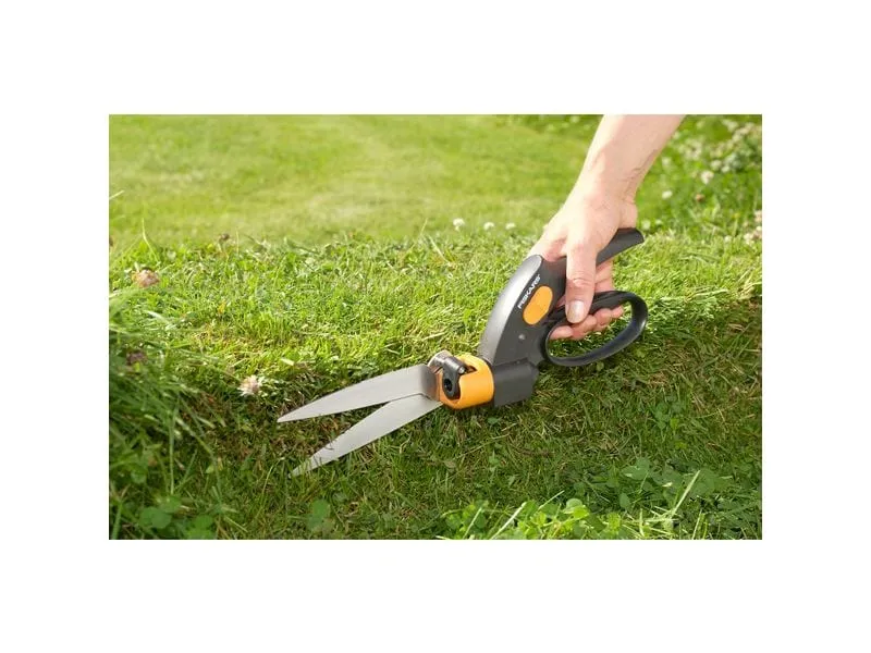 Fiskars Grasschere Servo-System GS42 32.2 x 4.2 x 12.6 cm Fiskars Grasschere Servo-System GS42 32.2 x 4.2 x 12.6 cm