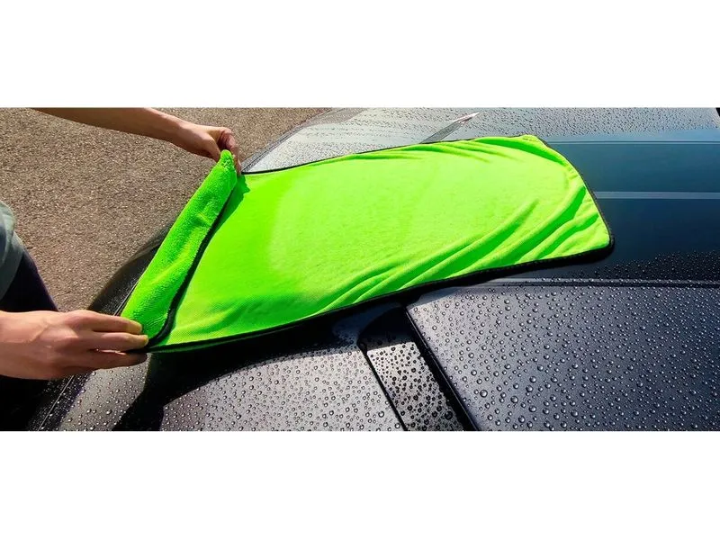 Alpha Line Trockentuch 800 GSM, Tornado Towel Pro Large, 80 cm x 50 cm Alpha Line Trockentuch 800 GSM, Tornado Towel Pro Large, 80 cm x 50 cm