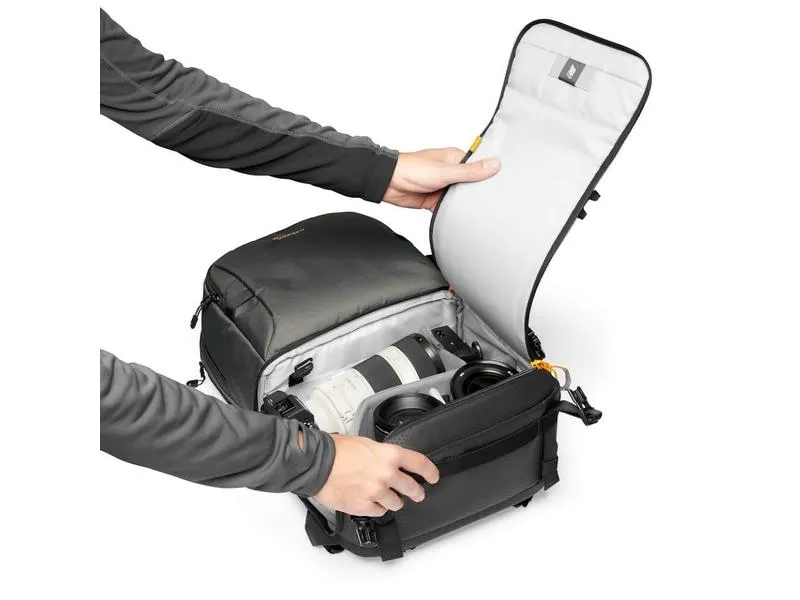 Lowepro Fotorucksack Fastpack BP 250 AW III Schwarz