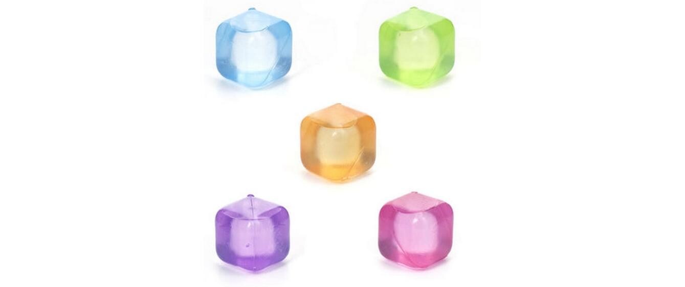 Kikkerland wiederverwendbare Eiswürfelform 30 Stück, Mehrfarbig