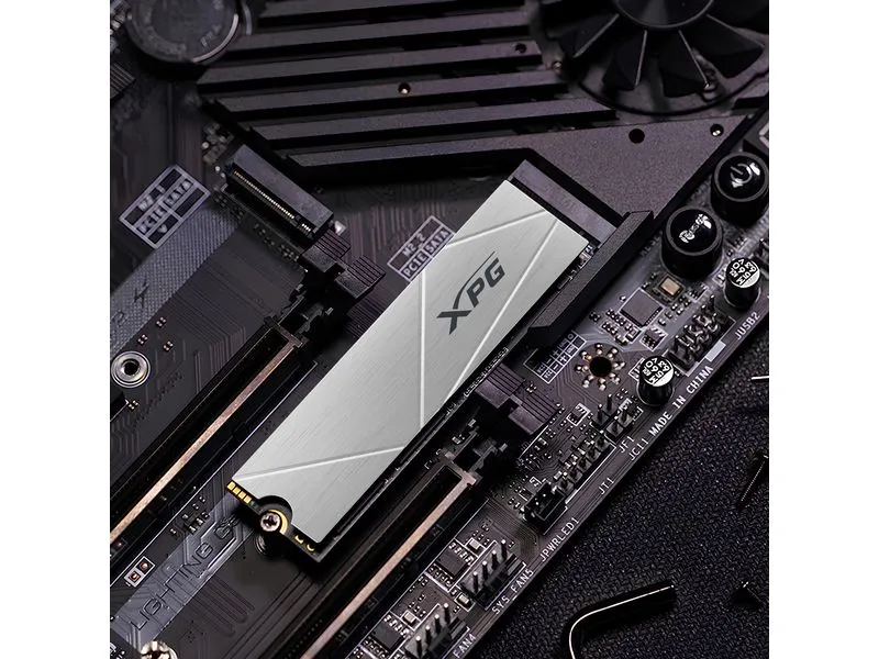ADATA SSD XPG GAMMIX S60 M.2 2280 NVMe 512 GB ADATA SSD XPG GAMMIX S60 M.2 2280 NVMe 512 GB