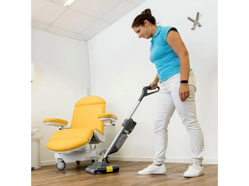 Kärcher Professional Akku-Scheuersaugmaschine BR 30/1 C Bp, Solo Kärcher Professional Akku-Scheuersaugmaschine BR 30/1 C Bp, Solo
