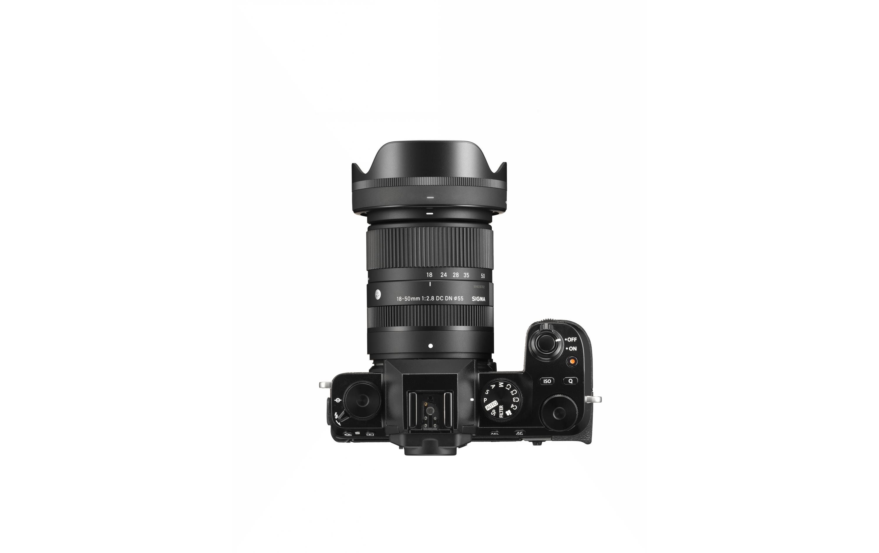 Sigma Zoomobjektiv 18-50mm f / 2.8 DC DN Fujifilm X-Mount Sigma Zoomobjektiv 18-50mm f / 2.8 DC DN Fujifilm X-Mount