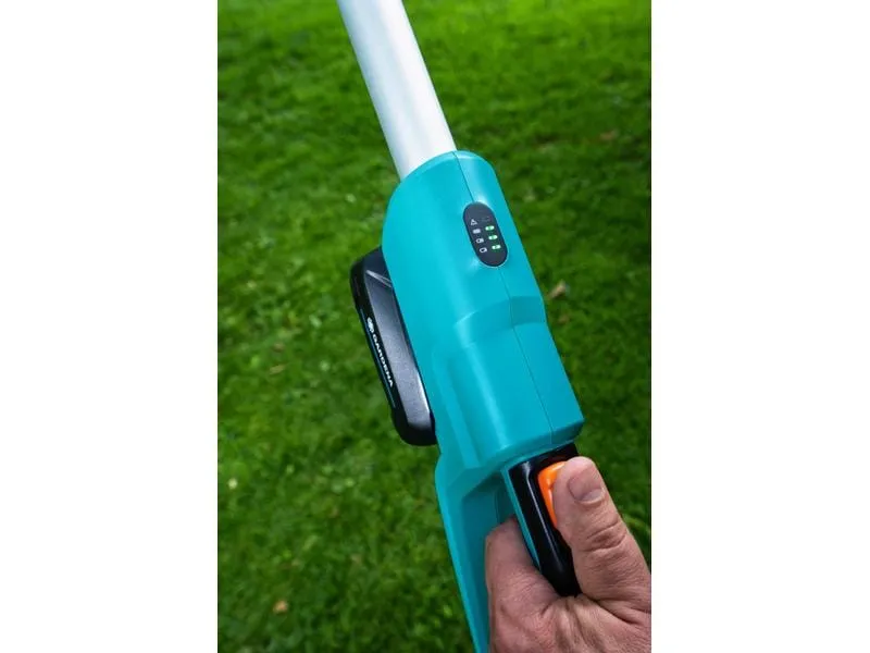 GARDENA Akku-Hochentaster Teleskop TCS 20/18 V P4A Set