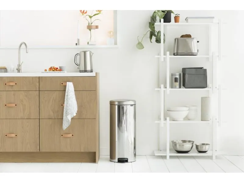 Brabantia Treteimer NewIcon 30 l, Brilliant Steel Brabantia Treteimer NewIcon 30 l, Brilliant Steel