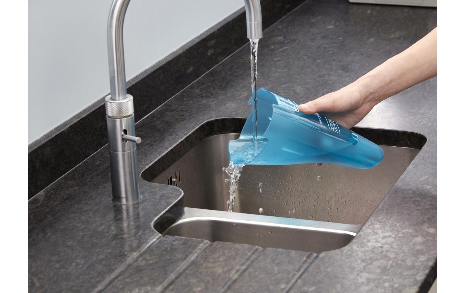 BLACK+DECKER Akku-Handsauger Wet+Dry Dustbuster Blau/Weiss