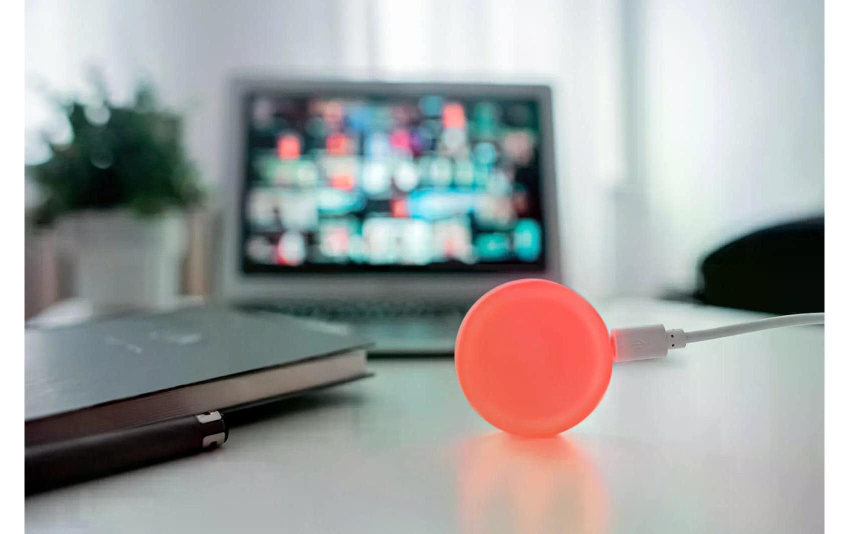 Luxafor Smart Button mit 1.5 m USB-A Kabel Luxafor Smart Button mit 1.5 m USB-A Kabel