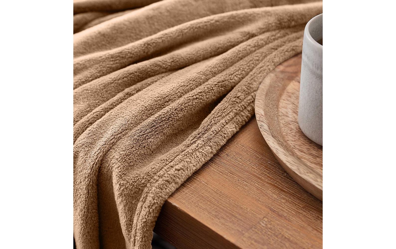 Lumaland Kuscheldecke Hellbraun 240 x 220 cm