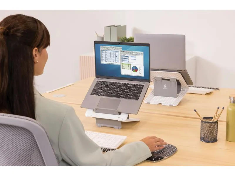 Fellowes Breyta Laptop Ständer bis zu 15\ und 5 kg weiss 15 Fellowes Breyta Laptop Ständer bis zu 15\ und 5 kg weiss 15