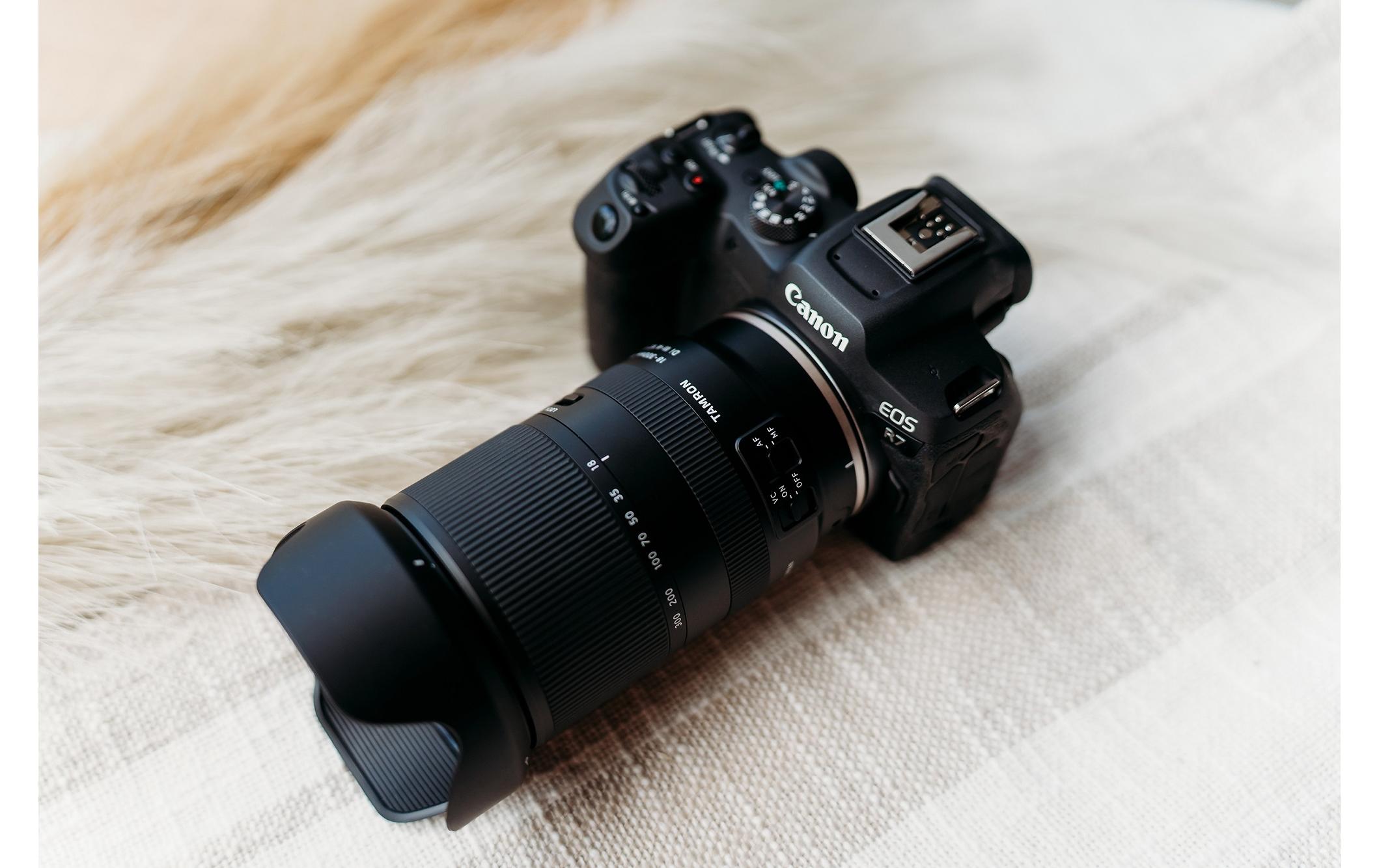 Tamron Zoomobjektiv AF 18-300mm F/3.5-6.3 Di III-A VC Canon RF