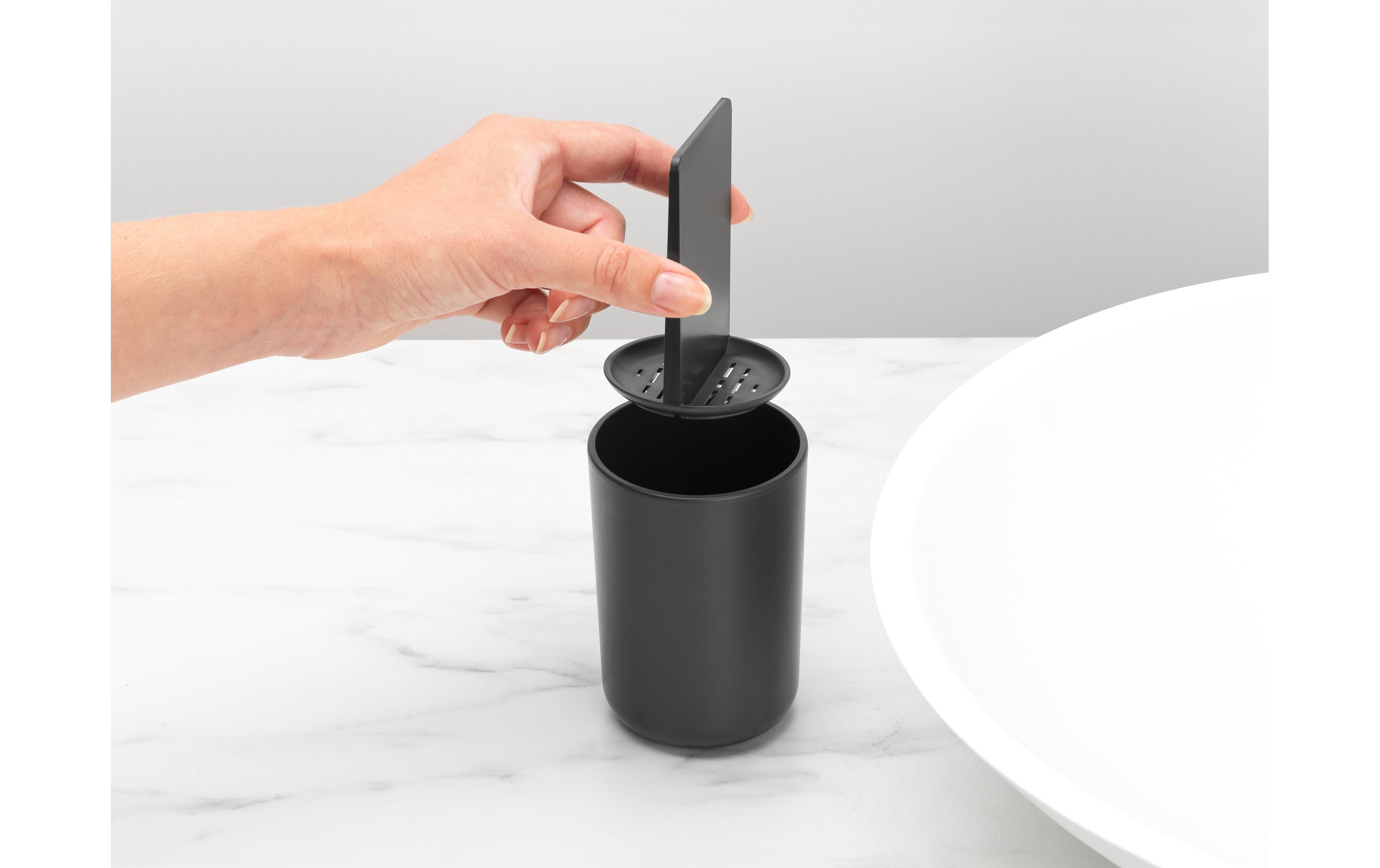 Brabantia Zahnputzbecher ReNew Schwarz