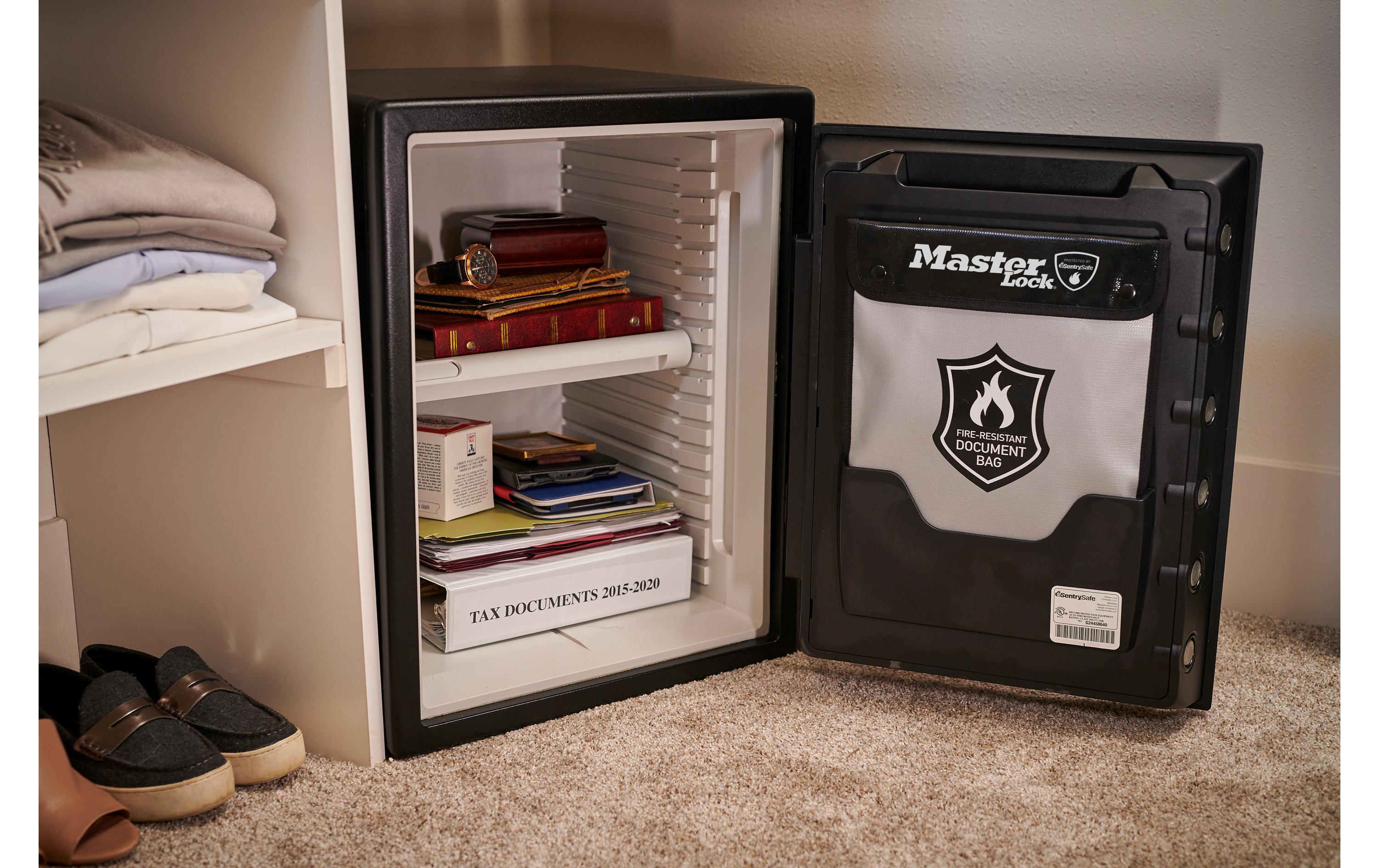 Masterlock Dokumententasche Feuer- und Wasserbeständig