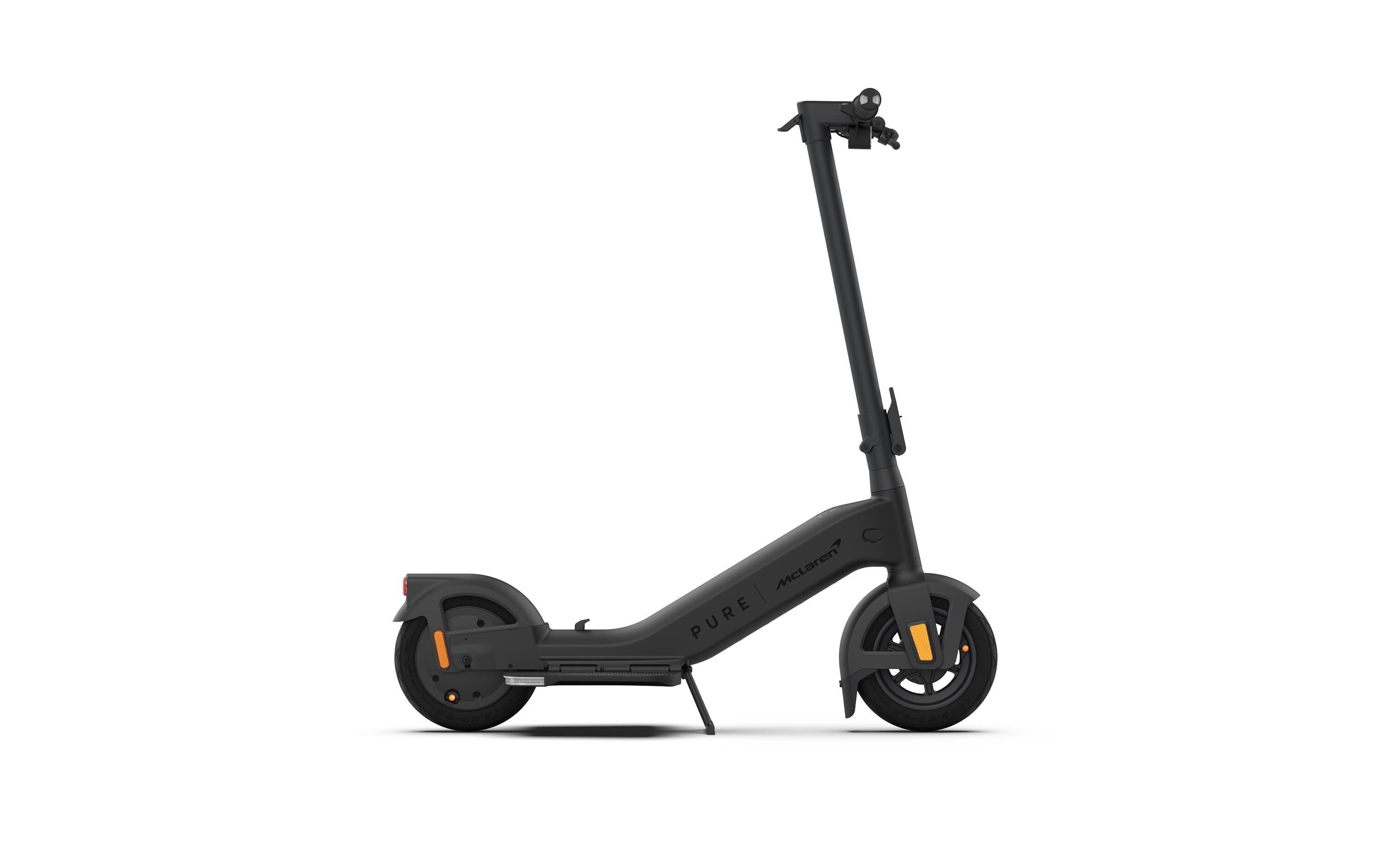 Pure Electric E-Scooter x Mac Laren Schwarz Pure Electric E-Scooter x Mac Laren Schwarz