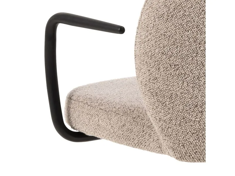 AC Design Bürostuhl Patricia, mit Polsterrücken und Armlehnen, Beige AC Design Bürostuhl Patricia, mit Polsterrücken und Armlehnen, Beige