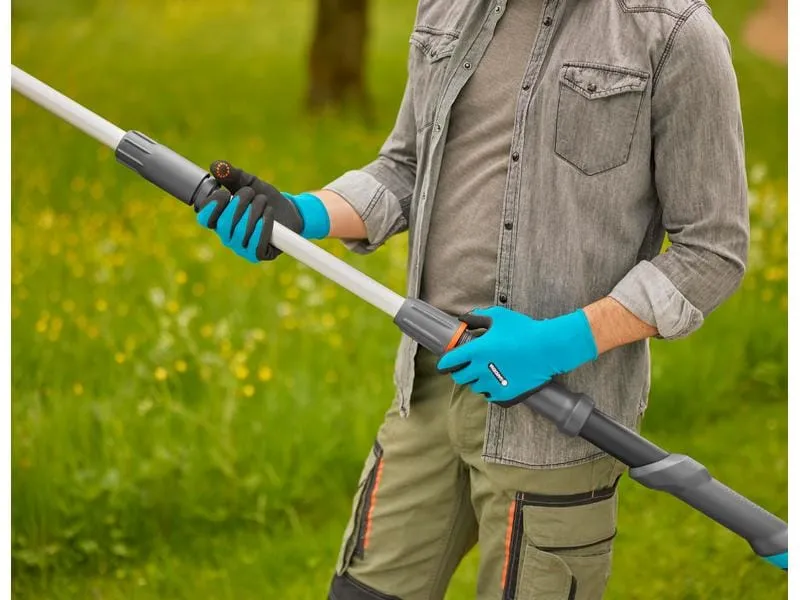 GARDENA Akku-Teleskop-Baumschere HighCut 250/18 V P4A Ready To Use GARDENA Akku-Teleskop-Baumschere HighCut 250/18 V P4A Ready To Use