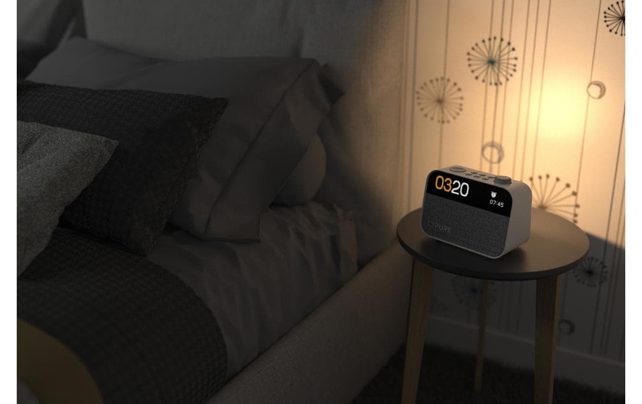 Pure Radiowecker Moment Weiss