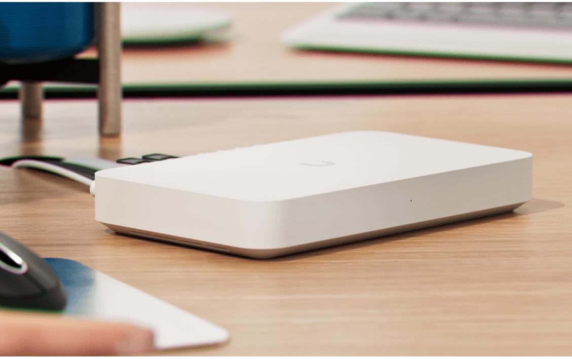 Ubiquiti Router UniFi Gateway UXG-Fiber (1x PoE+ 30W) Ubiquiti Router UniFi Gateway UXG-Fiber (1x PoE+ 30W)