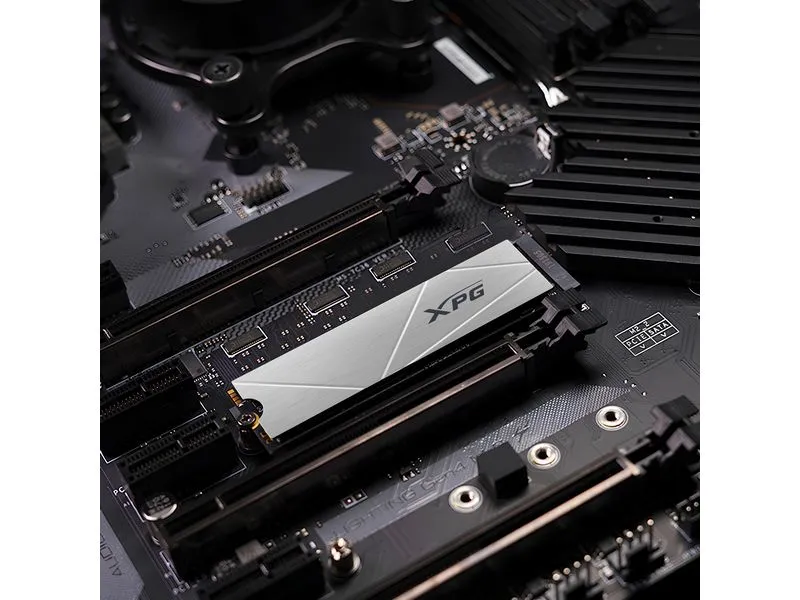 ADATA SSD XPG GAMMIX S60 M.2 2280 NVMe 512 GB ADATA SSD XPG GAMMIX S60 M.2 2280 NVMe 512 GB