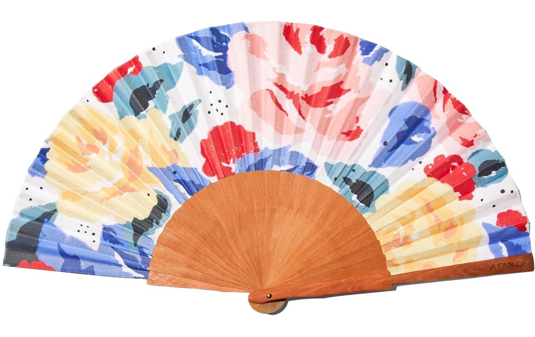 AFO - A FAN OF Handfächer- Fresh Roses 42 cm AFO - A FAN OF Handfächer- Fresh Roses 42 cm